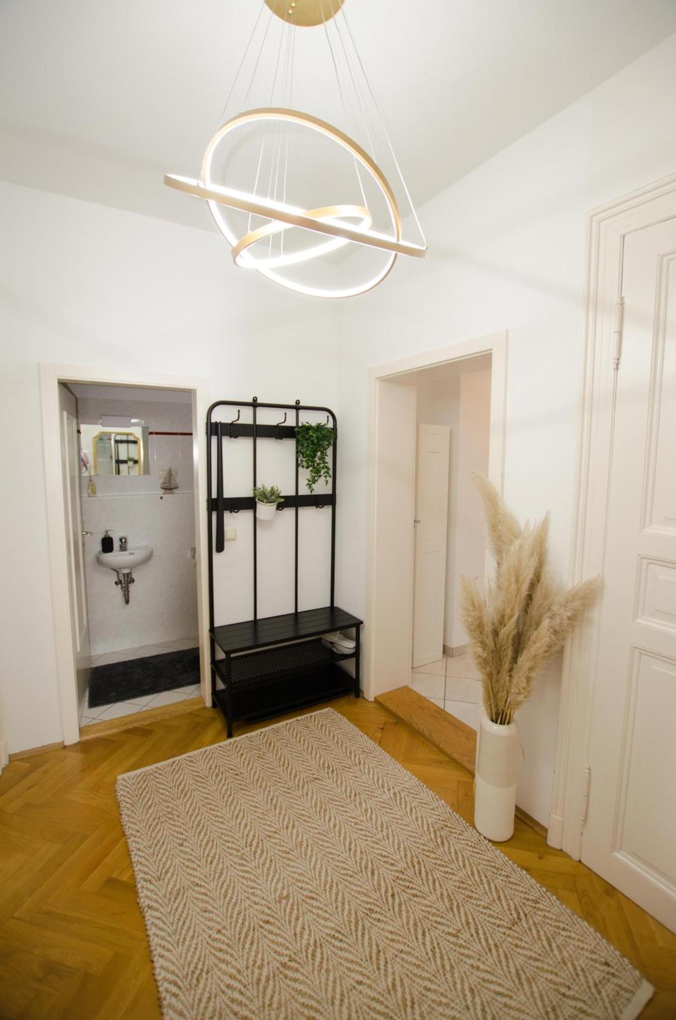 Appartement Casarina - Stilvoller Altbau In Zentraler Lage à Dresde Extérieur photo